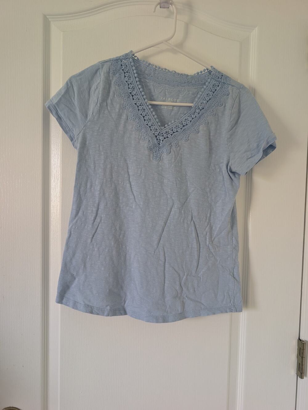 Talbots Blue Lace Trim V-Neck Tee Womans Petite Small Classic Retro